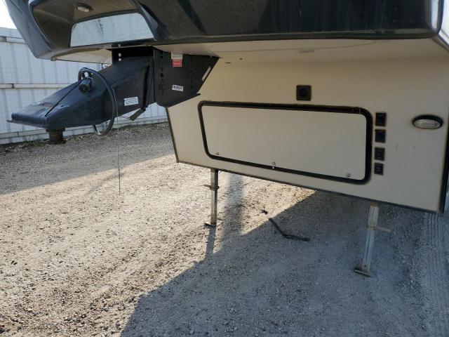 4YDF32B24K2508648 - 2019 KEYSTONE COUGAR WHITE photo 8