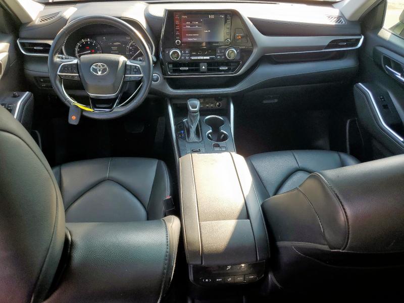 5TDGZRAH9MS044367 - 2021 TOYOTA HIGHLANDER XLE Czarny zdjęcie 8
