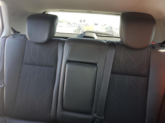 3GNCJLSB8JL294673 - 2018 CHEVROLET TRAX 1LT თეთრი ფოტო 10