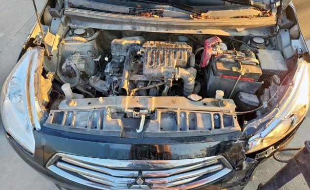 ML32F3FJ5KHF16261 - 2019 MITSUBISHI MIRAGE G4 ES Черный фото 11