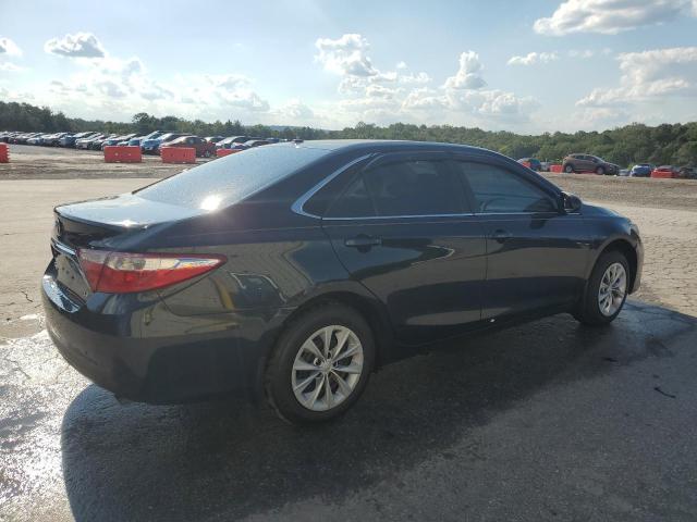 4T1BF1FKXFU033977 - 2015 TOYOTA CAMRY LE BLACK photo 3