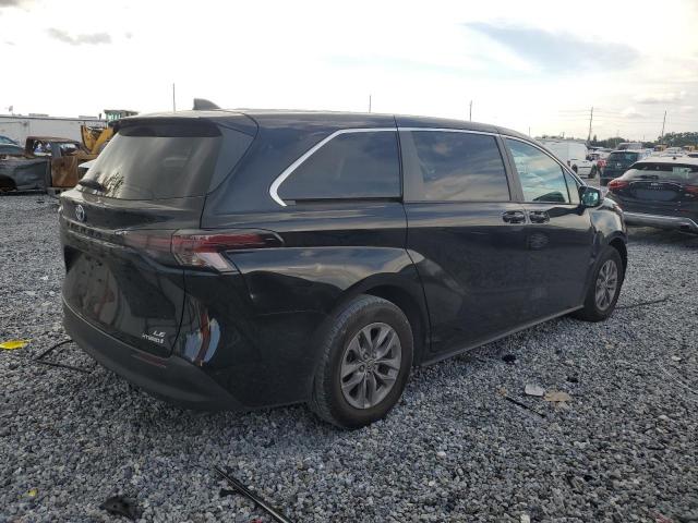 5TDKRKEC5PS163702 - 2023 TOYOTA SIENNA LE BLACK photo 3