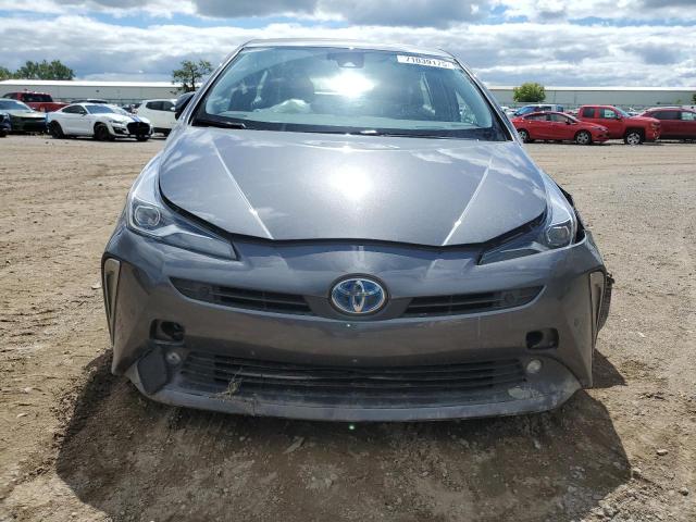 JTDKAMFU2N3189618 - 2022 TOYOTA PRIUS NIGHT SHADE Темно-сірий фото 5