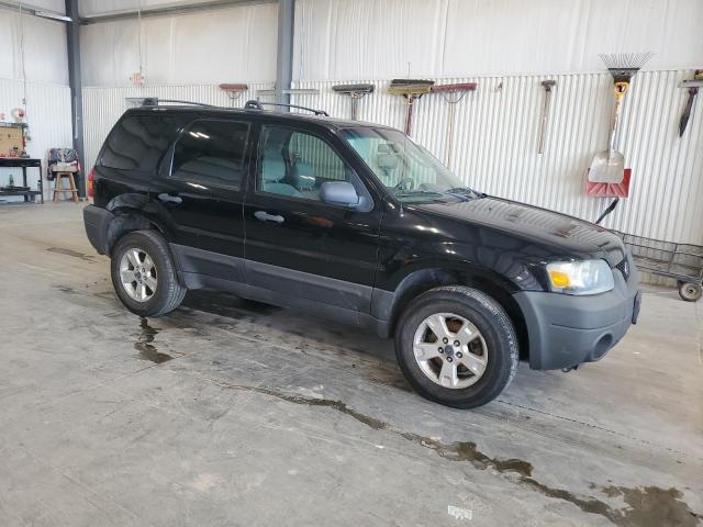 1FMCU93197KB88232 - 2007 FORD ESCAPE XLT BLACK photo 4