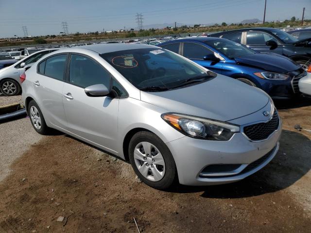 KNAFK4A68G5591221 - 2016 KIA FORTE LX SILVER photo 4