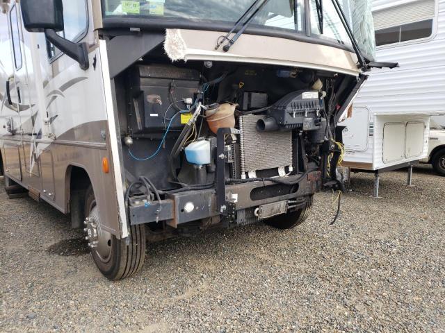 1F6MF53Y980A03914 - 2009 WINNEBAGO VISTA SUPER DUTY TWO TONE photo 9