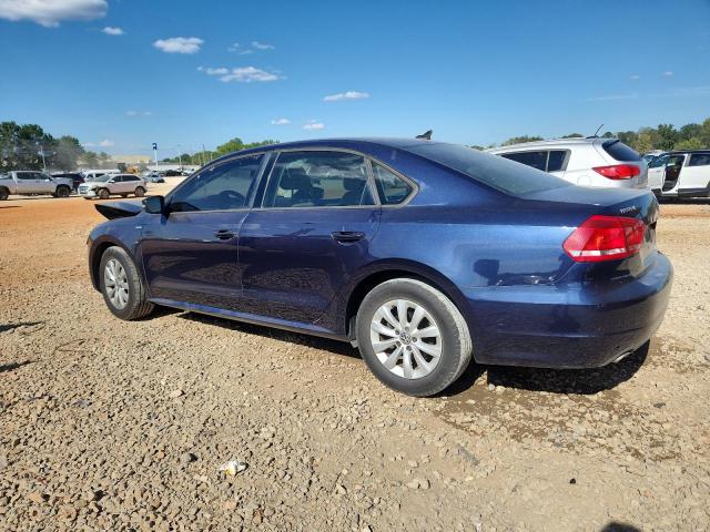 1VWAP7A33DC139509 - 2013 VOLKSWAGEN PASSAT S BLUE photo 2