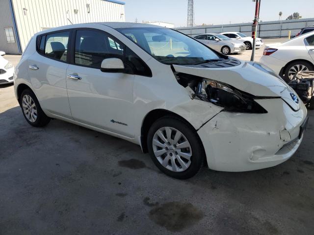 1N4AZ0CP0GC310389 - 2016 NISSAN LEAF S WHITE photo 4