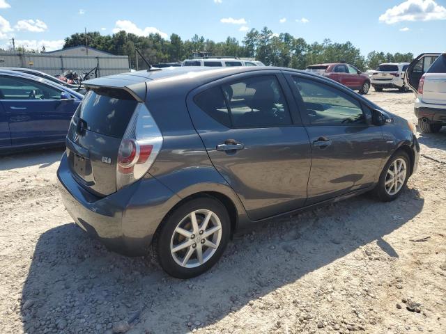JTDKDTB3XD1034887 - 2013 TOYOTA PRIUS C 灰色 照片 3