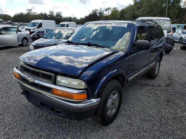 1GNDT13WX1K244766 - 2001 CHEVROLET BLAZER BLUE photo 1