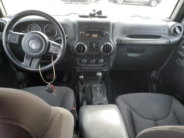 1C4BJWDG3GL161449 - 2016 JEEP WRANGLER U SPORT ვერცხლისფერი ფოტო 8