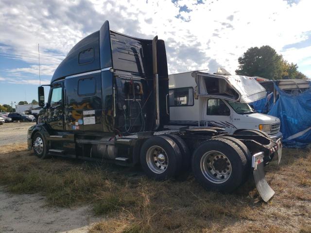 4V4NC9EJX9N278119 - 2009 VOLVO VN VNL BLACK photo 3