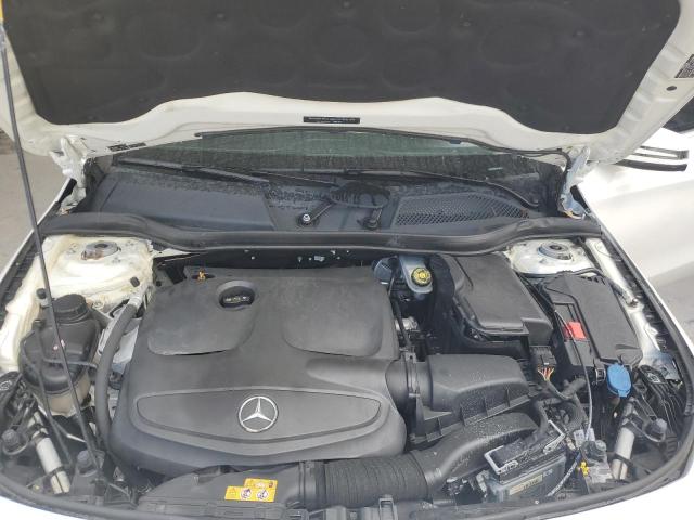 WDDSJ4EB0KN726024 - 2019 MERCEDES-BENZ CLA 250 Blanc photo 11