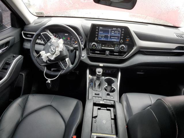 5TDHZRBH8NS584555 - 2022 TOYOTA HIGHLANDER XLE BURGUNDY photo 8