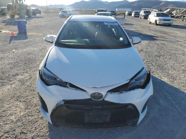 5YFBURHE8HP616144 - 2017 TOYOTA COROLLA L WHITE photo 5