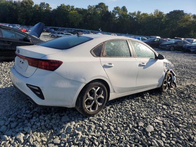 3KPF24AD2KE135701 - 2019 KIA FORTE FE WHITE photo 3