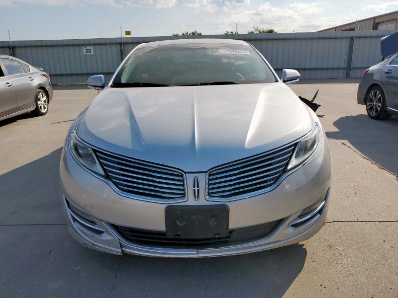3LN6L2LU4GR602241 - 2016 LINCOLN MKZ HYBRID Gümüş foto 5