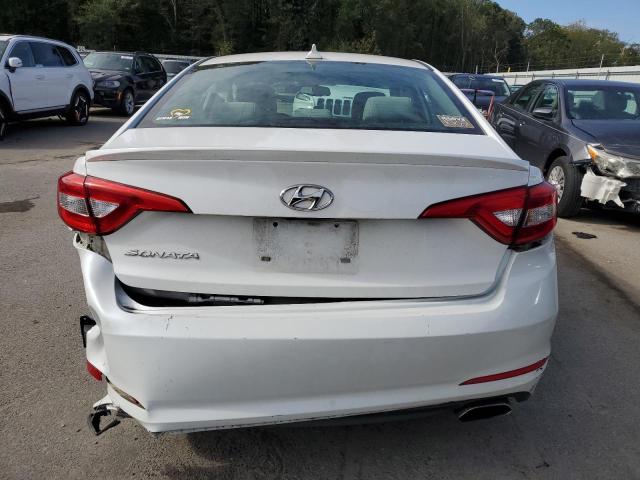 5NPE24AFXGH335760 - 2016 HYUNDAI SONATA SE WHITE photo 6