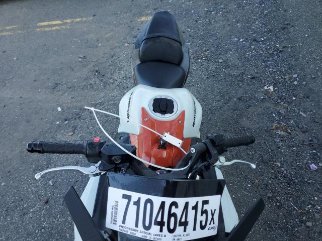 ML5EXER19PDA90811 - 2023 KAWASAKI EX650 R WHITE photo 5