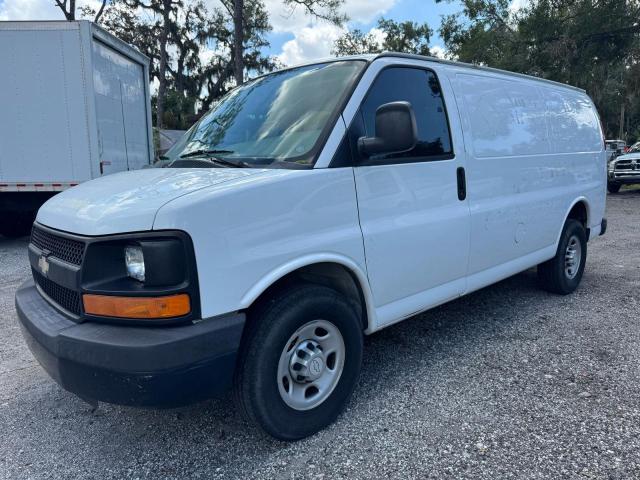 1GCWGAFF6G1176675 - 2016 CHEVROLET EXPRESS G2 WHITE photo 2