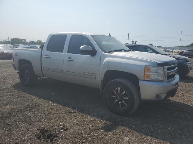 3GCPKTE31BG328393 - 2011 CHEVROLET 1500 K1500 LTZ SILVER photo 4