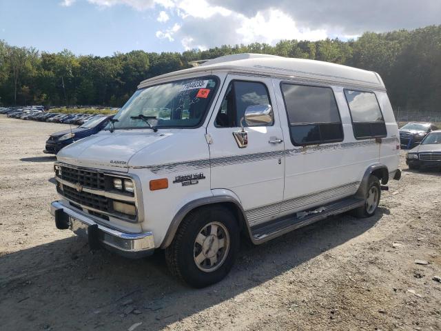 1GBEG25KXSF239941 - 1995 CHEVROLET G20 WHITE photo 1