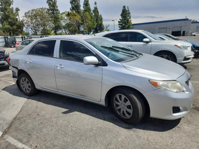 1NXBU4EE5AZ182745 - 2010 TOYOTA COROLLA BASE Gümüş foto 4