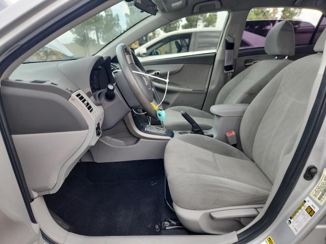 1NXBU4EE5AZ182745 - 2010 TOYOTA COROLLA BASE Gümüş foto 7