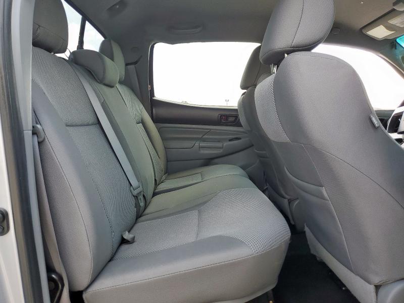 3TMJU4GN4CM127448 - 2012 TOYOTA TACOMA DOUBLE CAB PRERUNNER SILVER photo 10