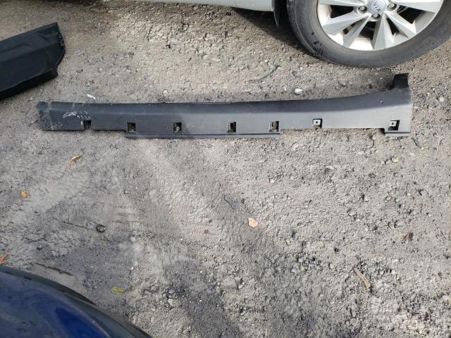 MAJ6S3GL6LC355074 - 2020 FORD ECOSPORT SE BLUE photo 13