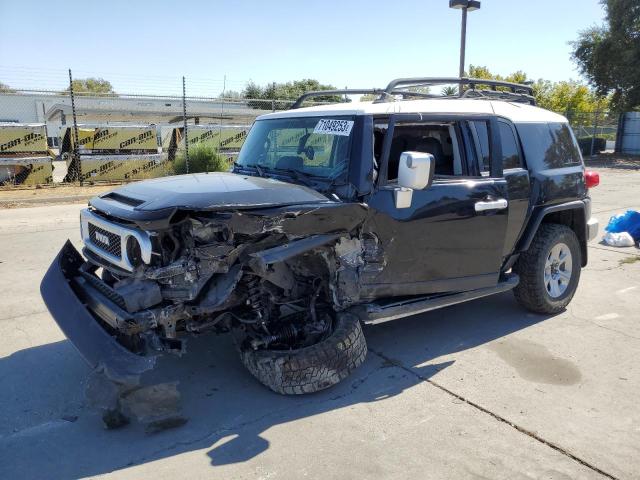 2011 TOYOTA FJ CRUISER, 