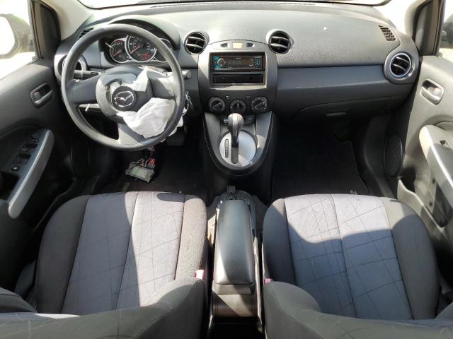 JM1DE1HY8B0130467 - 2011 MAZDA MAZDA2 GREEN photo 8