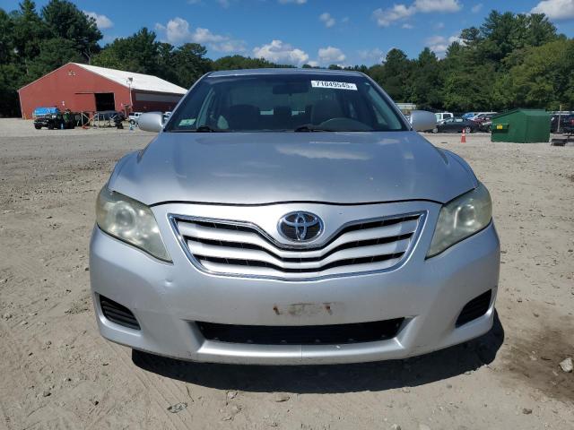 4T4BF3EK7AR012371 - 2010 TOYOTA CAMRY BASE ვერცხლისფერი ფოტო 5