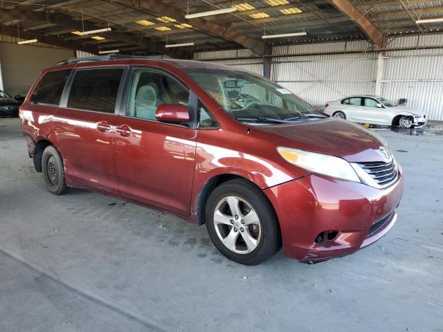 5TDKK3DC9DS353462 - 2013 TOYOTA SIENNA LE 勃艮第红 照片 4
