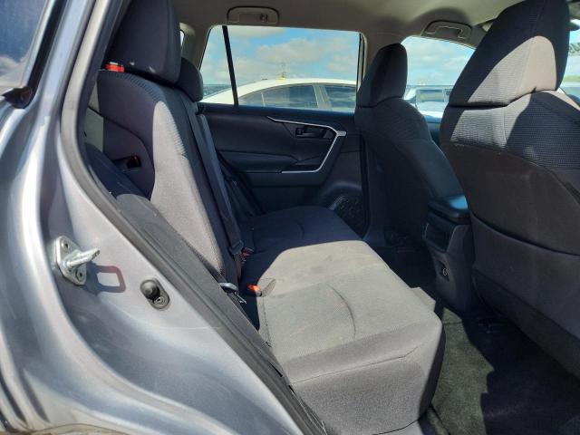 2T3H1RFV6MC122209 - 2021 TOYOTA RAV4 LE SILVER photo 10