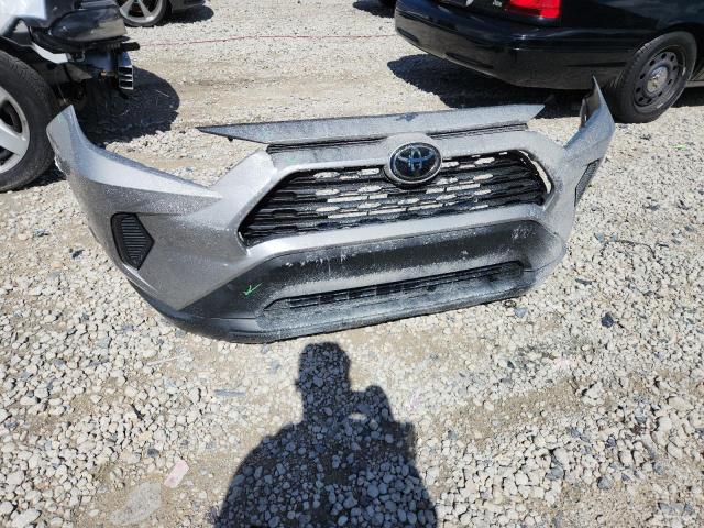 2T3H1RFV6MC122209 - 2021 TOYOTA RAV4 LE SILVER photo 12