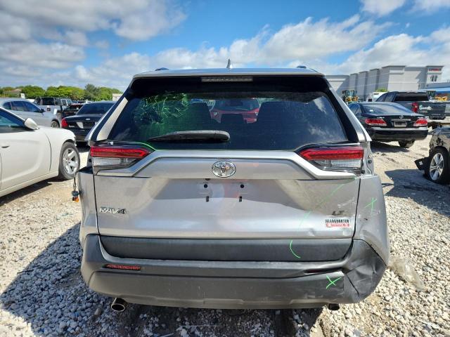 2T3H1RFV6MC122209 - 2021 TOYOTA RAV4 LE SILVER photo 6