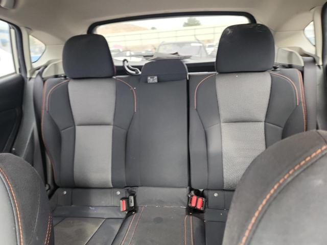 JF2GTABC7JH205287 - 2018 SUBARU CROSSTREK PREMIUM 白色 照片 10