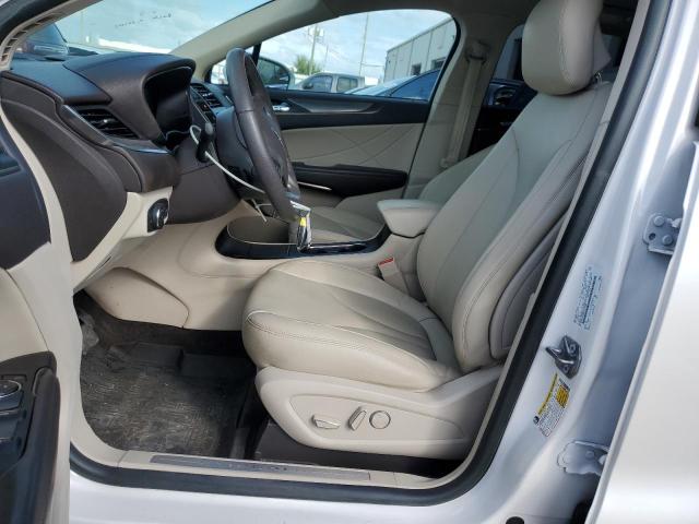 5LMCJ1C9XJUL18639 - 2018 LINCOLN MKC PREMIERE WHITE photo 7