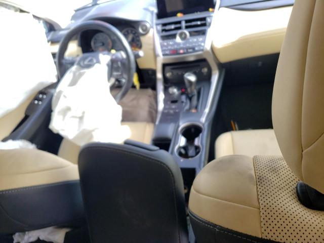 JTJDARDZ4M5021743 - 2021 LEXUS NX 300 BASE 白色 照片 8