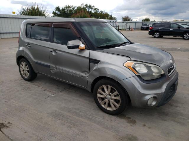 KNDJT2A66D7575789 - 2013 KIA SOUL + GRAY photo 4