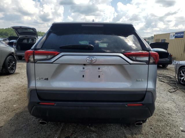 2T3W1RFV6SC325167 - 2025 TOYOTA RAV4 XLE SILVER photo 6