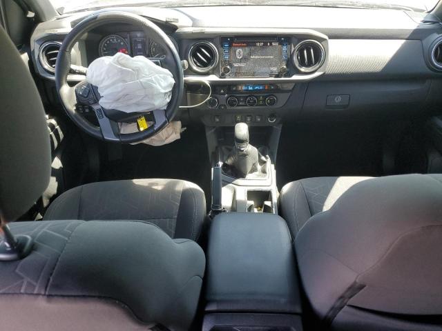 5TFCZ5AN7HX103459 - 2017 TOYOTA TACOMA DOUBLE CAB 黑色 照片 8