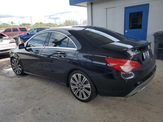 WDDSJ4EB9JN650298 - 2018 MERCEDES-BENZ CLA 250 BLACK photo 2