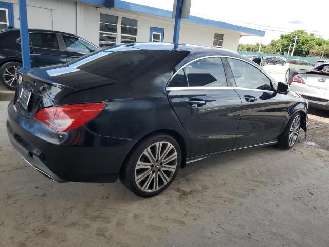 WDDSJ4EB9JN650298 - 2018 MERCEDES-BENZ CLA 250 BLACK photo 3