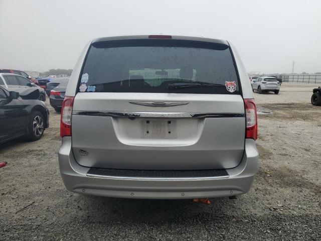 2A4RR8DG3BR704795 - 2011 CHRYSLER TOWN & COU TOURING L SILVER photo 6