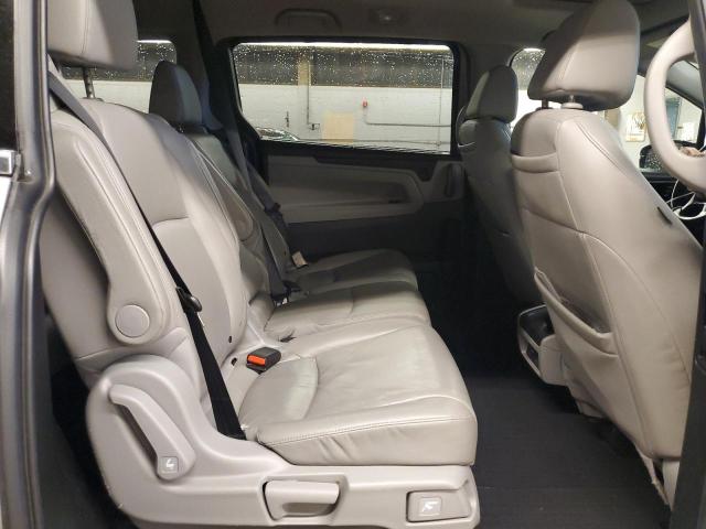 5FNRL6H97JB013772 - 2018 HONDA ODYSSEY ELITE SILVER photo 11