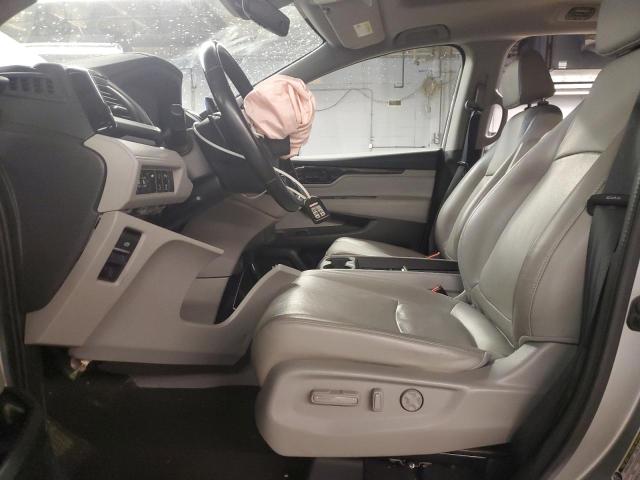 5FNRL6H97JB013772 - 2018 HONDA ODYSSEY ELITE فضي صورة 7