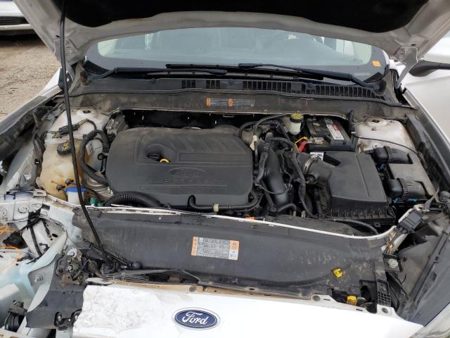 3FA6P0HDXHR342814 - 2017 FORD FUSION SE WHITE photo 11