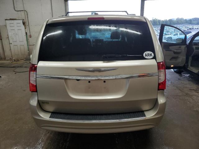 2C4RC1BG6FR552583 - 2015 CHRYSLER TOWN & COU TOURING GOLD photo 6